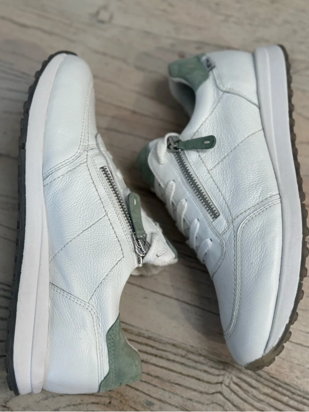 Women’s Paul Green Golf Sneakers Like New